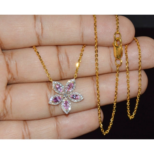 Late 20th Century Certified Natural 1.23cts Pink Sapphire & Diamond Floral Solid 18k Yellow Gold Necklace For Sale In Dallas - Image 6 of 13
