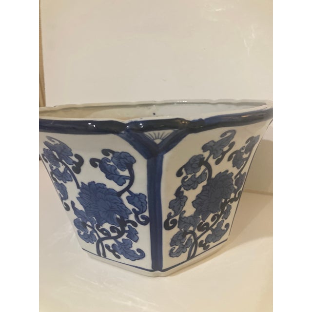 Gorgeous Blue and White Porcelain Asian Cache Pot. Nice size good for 2 orchids . Add some Asian accents to your Design...