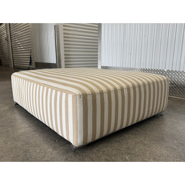 Postmodern B & B Italia Large Poof or Ottoman For Sale - Image 3 of 10