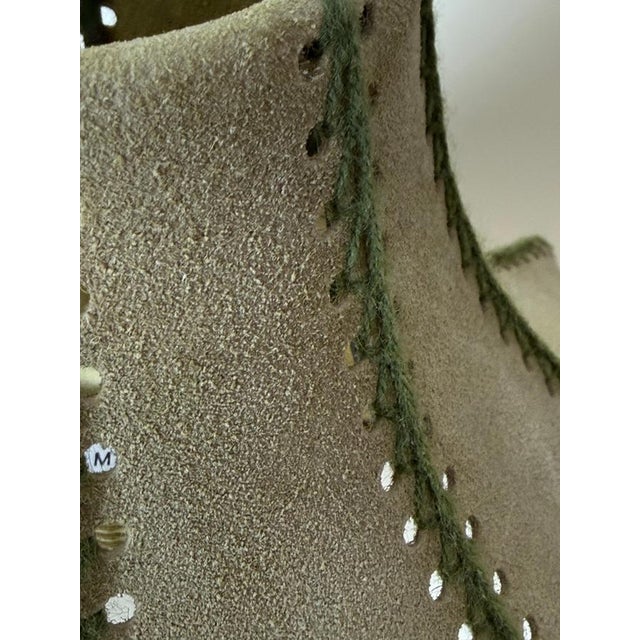 Italian Hand-Sewn Celadon Green Suede Pendant Lamp with Sculptural Flower, 1970s For Sale - Image 14 of 16