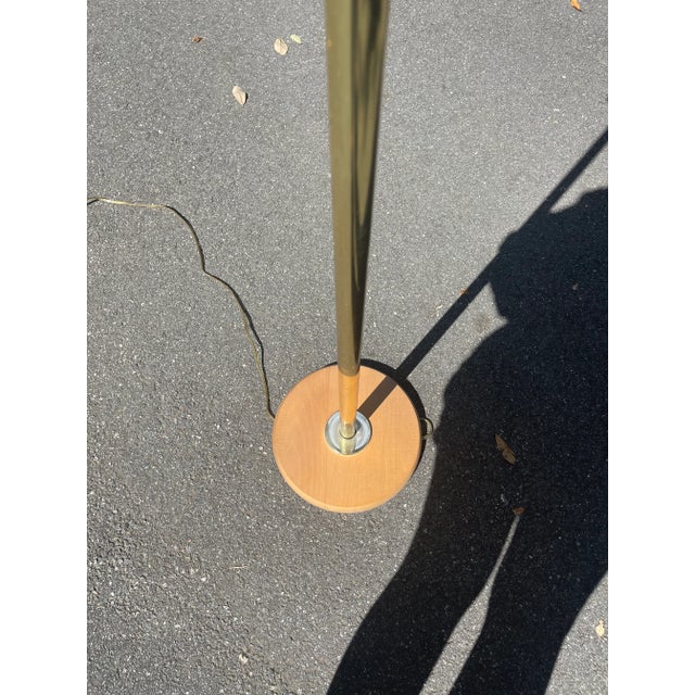 Mid-Century Modern Midcentury Italian Palm Fan and Wood Floor Lamp For Sale - Image 3 of 6