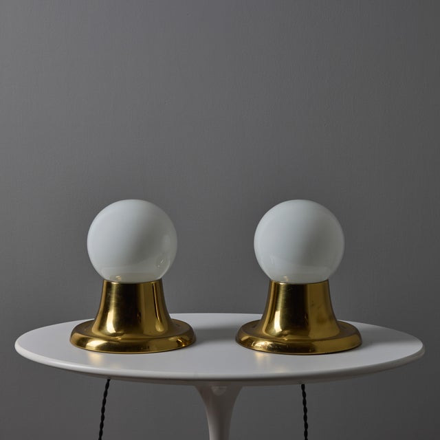 1960s Achille Castiglioni & Pier Giacomo 'Light Ball' Table Lamp. Originially designed in 1965 as a wall lamp, this rare...