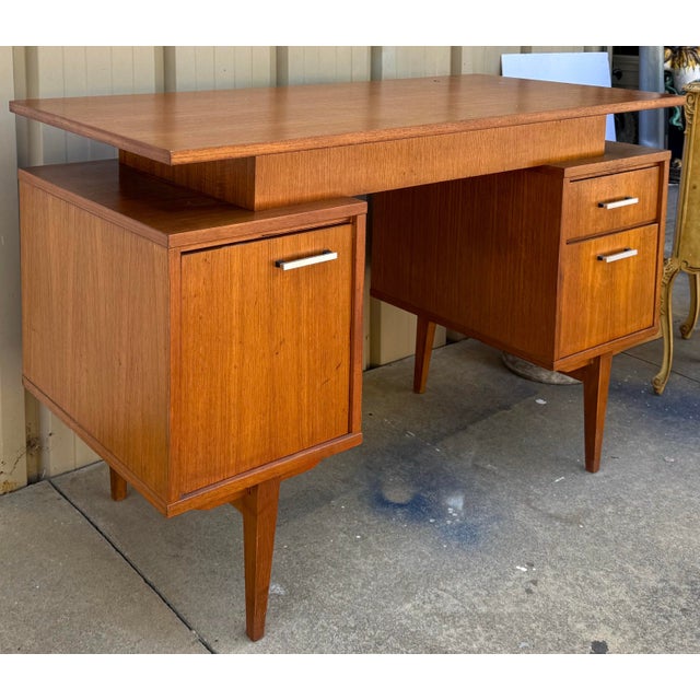 Mid-Century Danish Modern Teak Desk or Vanity With Floating Top For Sale In Atlanta - Image 6 of 7