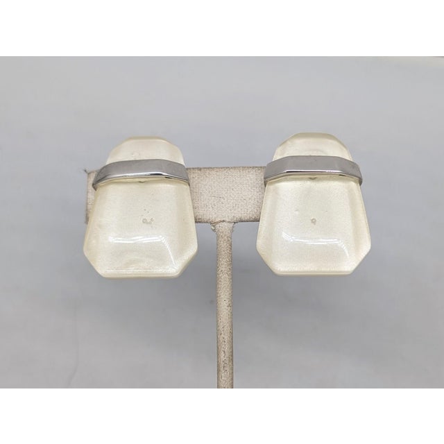 American Vintage Kunio Matsumoto for Trifari Modernist Clip Earrings-2 Pieces For Sale - Image 3 of 8