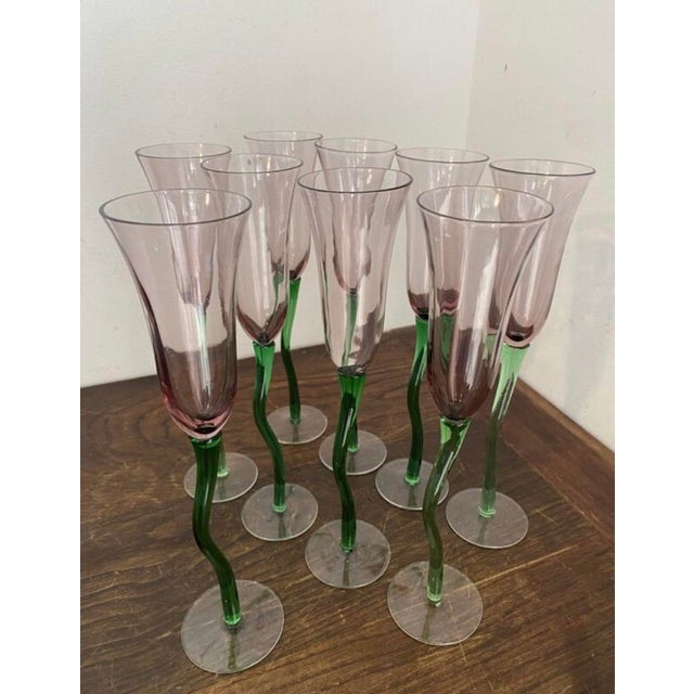 Tulip-Shaped Hand-Blown Glass Champagne Flutes with Twisted Stems, 1980s, Set of 9 For Sale - Image 10 of 12