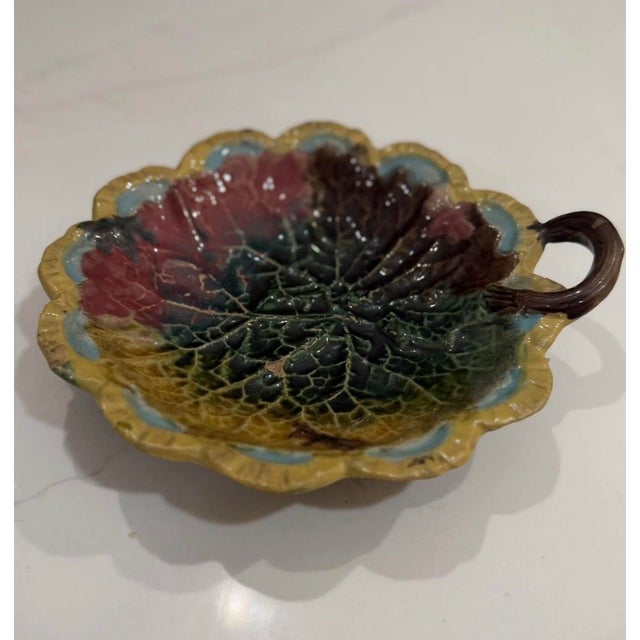 Green Antique 19th C. Victorian Majolica Leaf Dishes - Set of 3 For Sale - Image 8 of 12