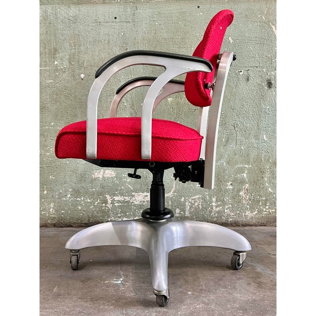 GoodForm 1950s Fully-Restored General Fireproofing Goodform Model 3257 Comfort Master Jr. Industrial Aluminum Swivel Desk Chair For Sale - Image 4 of 12