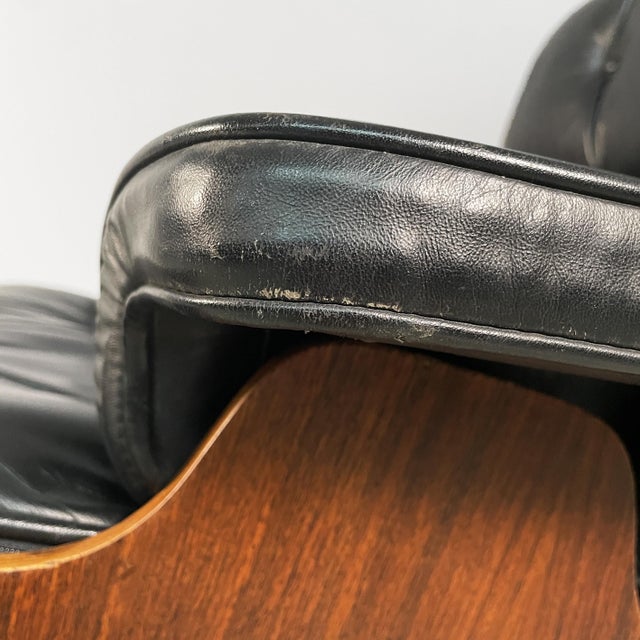 Set of American Modern Lounge Chair and Ottoman by Charles & Ray Eames, 1970s For Sale - Image 10 of 18