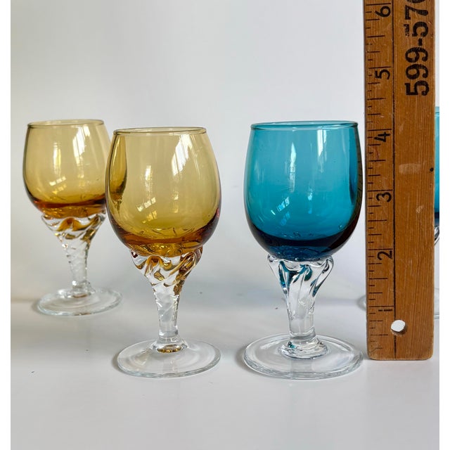 1960s Vintage Empoli Italy Twisted Stem Cordial Glasses – Peacock Blue & Amber - Set of 4 For Sale - Image 5 of 5