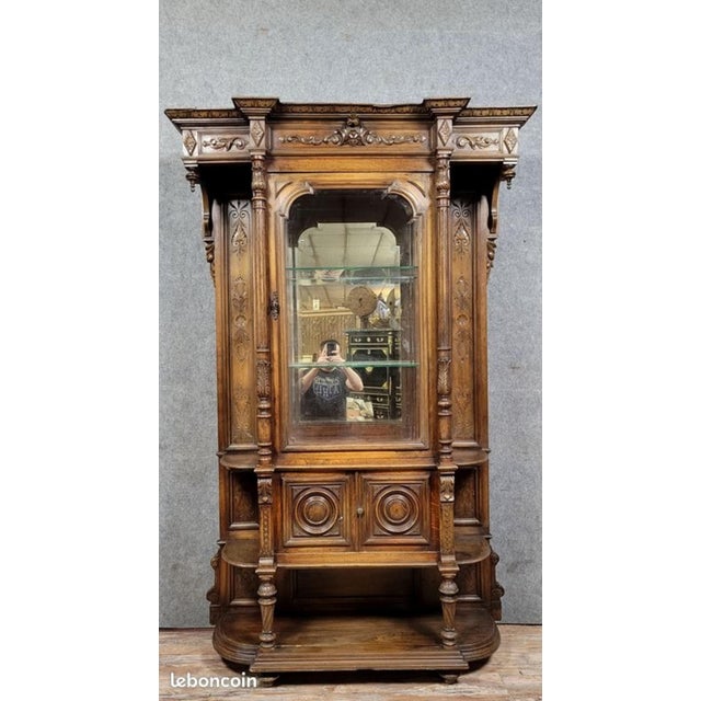 Renaissance-Style Bookcase in Carved Oak, 1850 For Sale - Image 6 of 6