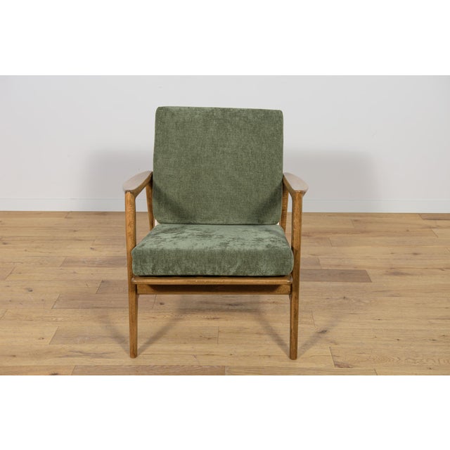 Wood Set of Model 300-139 Armchairs from Swarzędz Factory, 1960s For Sale - Image 7 of 18