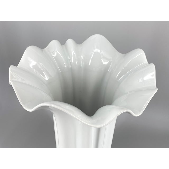 White Large Porcelain Floor Vase Tavola Argos by Hutschenreuther, 1990s For Sale - Image 8 of 14