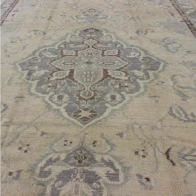 Vintage Turkish Medallion Oushak in Muted Yellow, Blue, Green, Peach & Lilac For Sale In Atlanta - Image 6 of 9