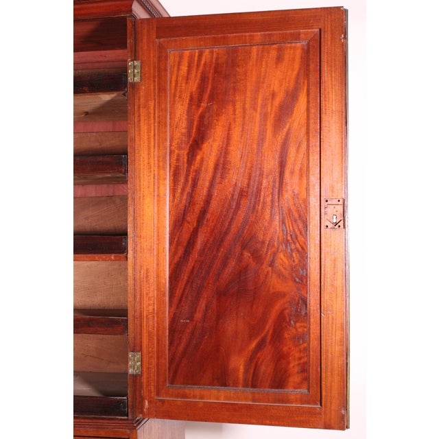 George III Mahogany Linen Press For Sale - Image 10 of 13