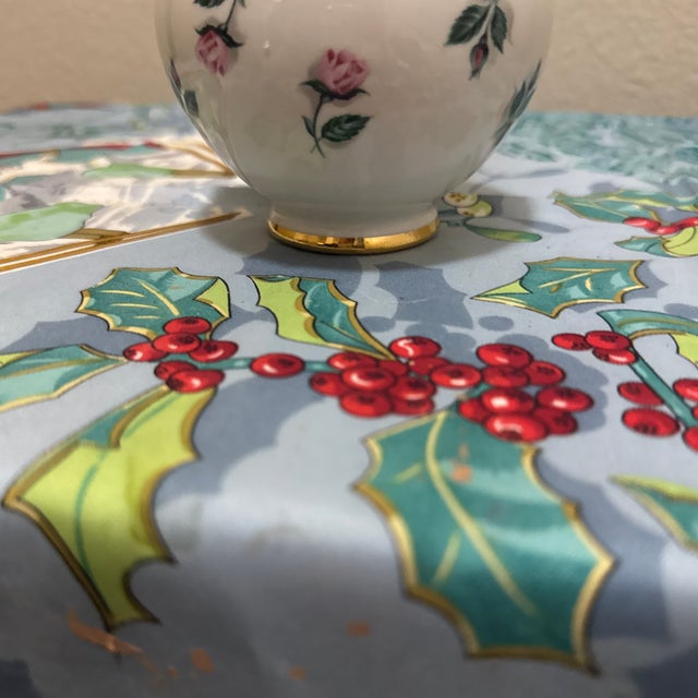 Vintage Elynor China Bud Vase - Pink Rosebud Pattern With 22k Gold Trim For Sale - Image 4 of 8