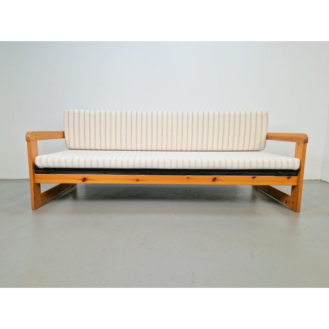 Scandinavian Modern Pine Daybed, 1970s For Sale - Image 10 of 15