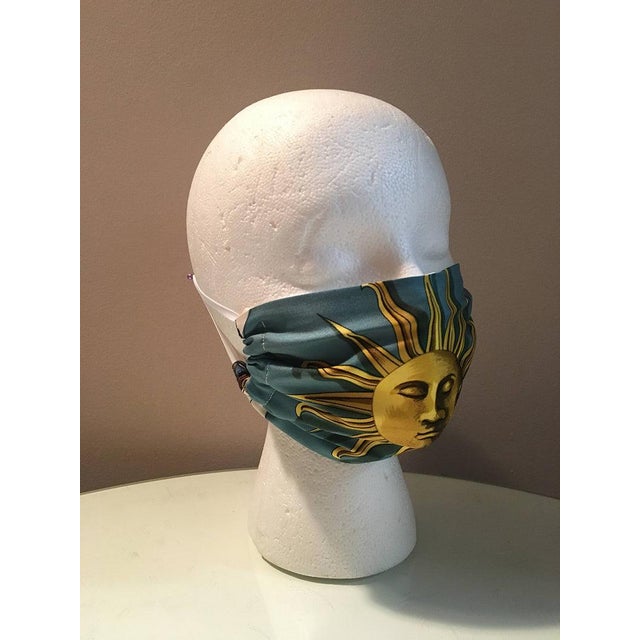 Textile Handmade Hermes Vintage Dies et Hore Sun Silk Scarf Masque For Sale - Image 7 of 9