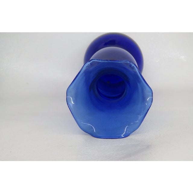 Mid 20th Century Cobalt Blue Vase Curved With Ruffled Edge Vintage Decorative Art Glass 4743b For Sale - Image 5 of 10
