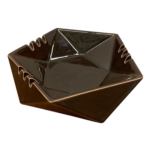 Hyalin Usa Mid-Century Pentagonal Faceted Ashtray For Sale