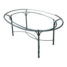 Example of Outdoor Dining Tables
