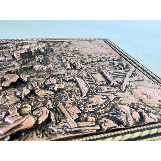 Decorative Jewelry Box in Silver and Gold Coloured Metal, France, 20th Century For Sale - Image 9 of 17