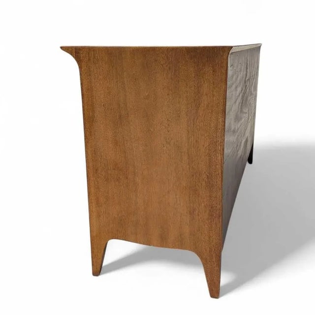 John Van Koert Drexel Profile Buffet – Mid-Century Credenza, 1950s For Sale In Los Angeles - Image 6 of 18