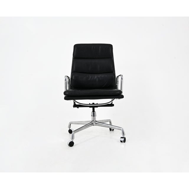 Mid-Century Modern Soft Pad Chair by Charles and Ray Eames for Ring Mobelfabrikk, Norway, 1970s For Sale - Image 3 of 10