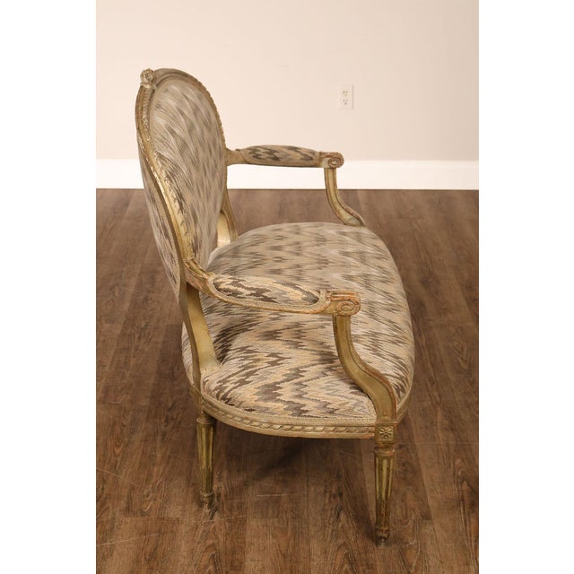 French Louis XVI Style Painted Settee For Sale - Image 13 of 17