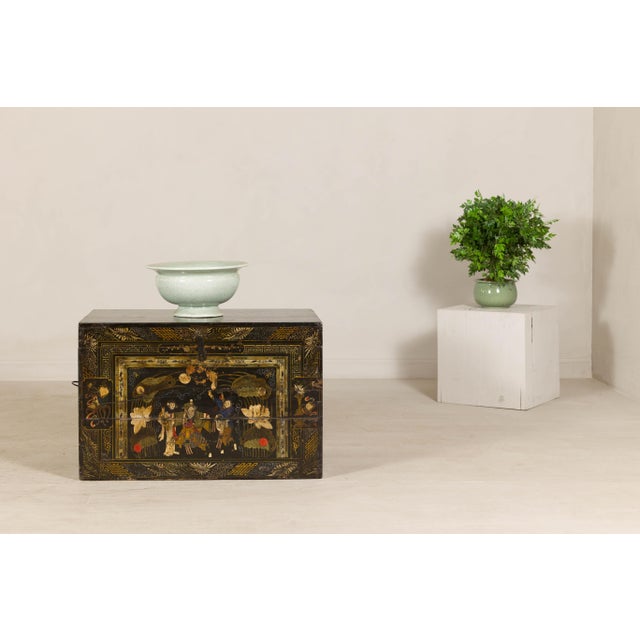 Early 20th Century Antique Japanese Style Hand-Painted Trunk with Scenic Decor, Early 20th Century For Sale - Image 5 of 12