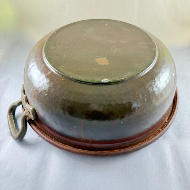 19th C. English Large Brass Handled Copper Pot For Sale - Image 11 of 12
