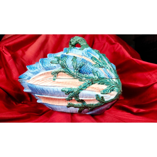 Early 20th Century Etruscan Pottery Shell & Seaweed 37" Circumference Italian Seashell Majolica 2Oth Century For Sale - Image 5 of 18