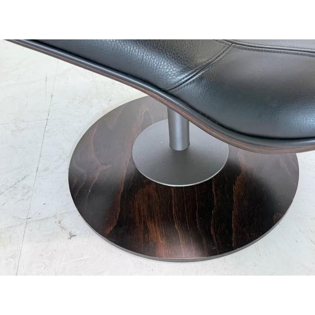 Set of Leather Tok Armchair & Ottoman by Toshiyuki Kita for Stokke For Sale - Image 16 of 17
