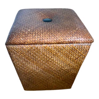 Handwoven Rattan Storage Ottoman With Lid, Shoe Storage Bench for Entryway For Sale