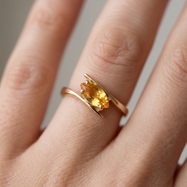 Contemporary Natural Marquise Citrine Bypass Twist Ring | November Birthstone Ring | Unique Minimalist Engagement Ring Us 7 For Sale - Image 3 of 3