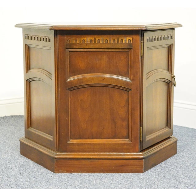 Kling Colonial Cambridge Court Solid Cherry Traditional Style Hexagonal Storage Accent End Table in 36-8007 - 219 Finish For Sale - Image 9 of 11