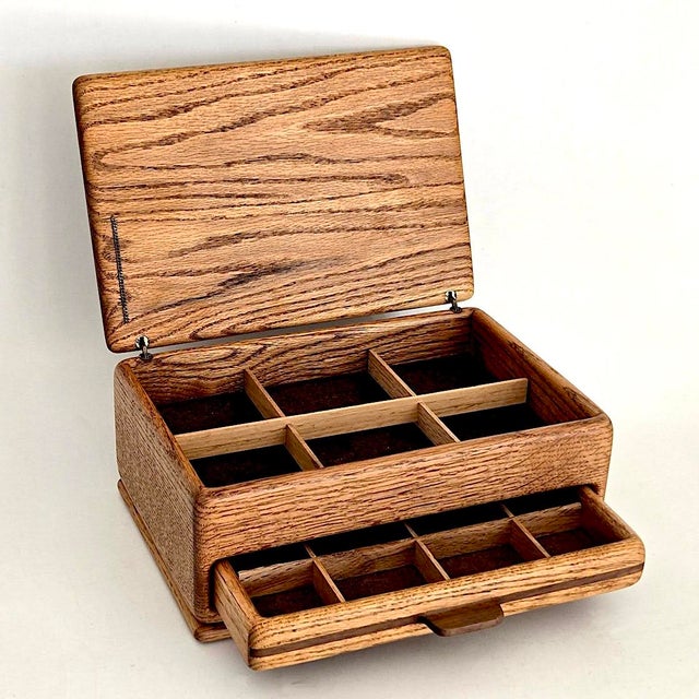 1970s American Craftsman Oak Wood Jewelry Box With Drawer For Sale - Image 11 of 16