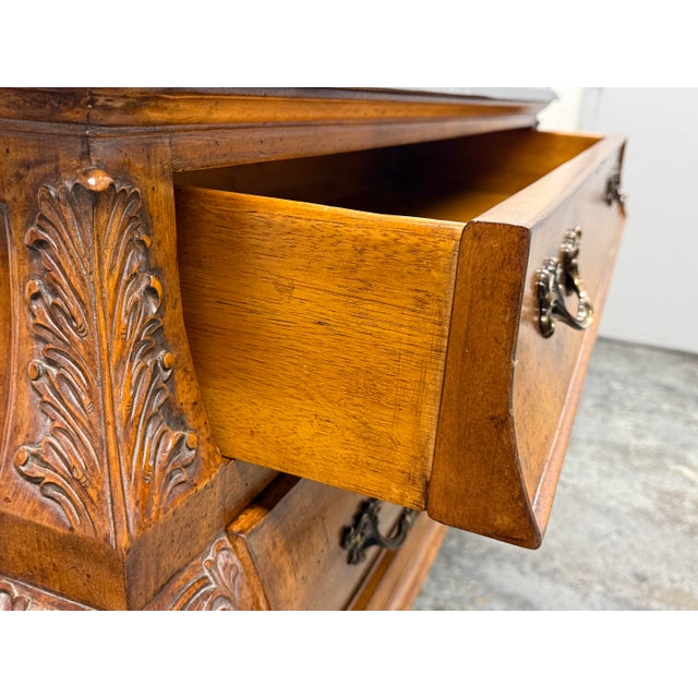 French Provincial Faux Stone Bombe Chest, Late 20th Century For Sale - Image 11 of 12