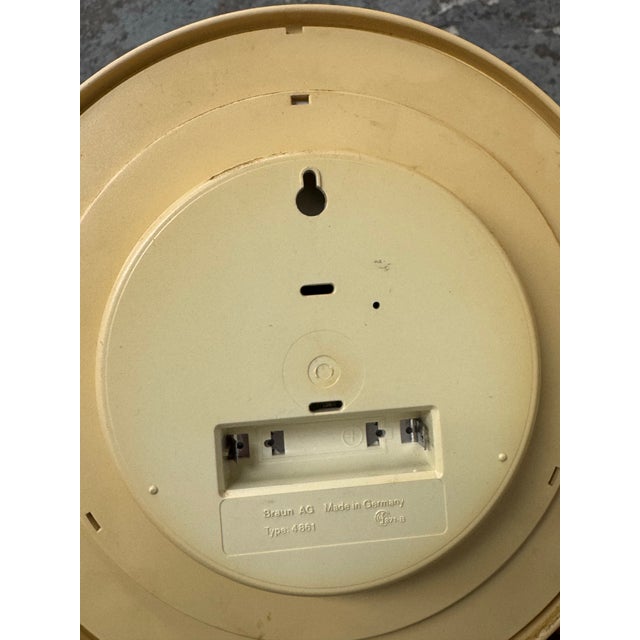 Gemstone Dieter Rams + Dietrich Lubs for Braun Wall Clock, Model 4861 For Sale - Image 7 of 12