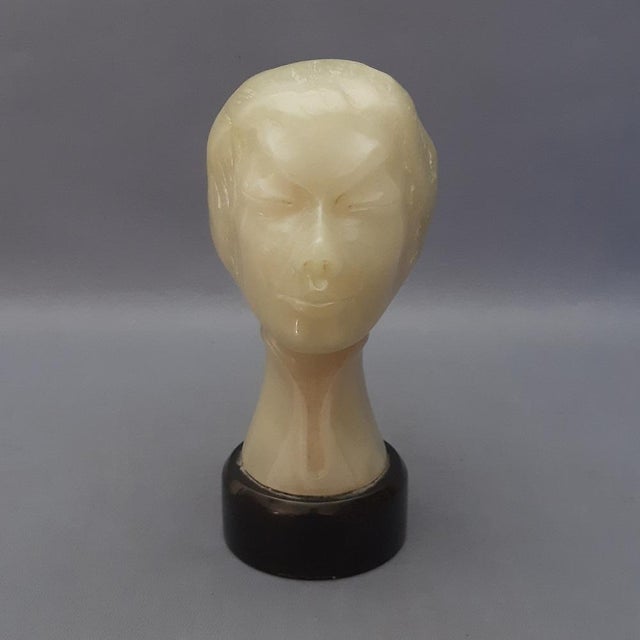 Black Vintage Stylized Woman's Head Sculpture in Green Onyx Stone with Marble Base, 20th Century For Sale - Image 8 of 17