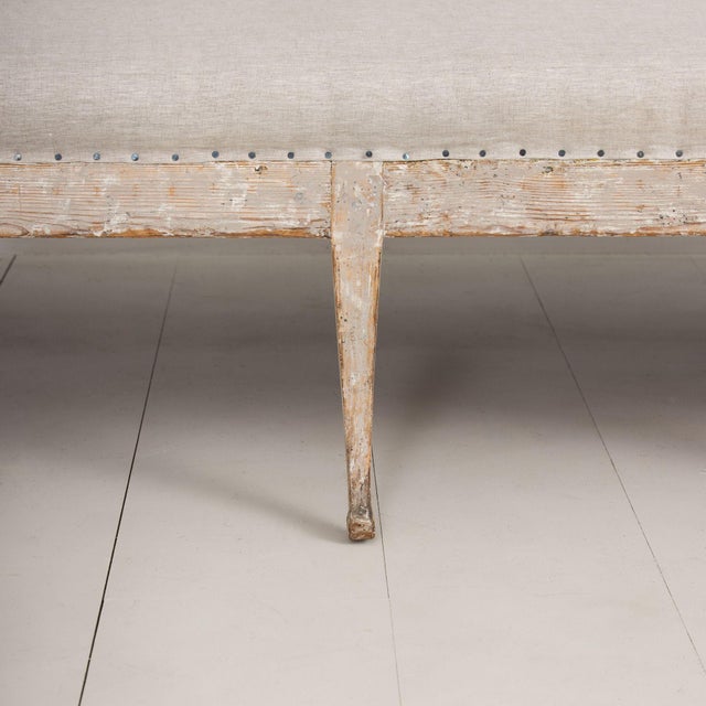 19th C. Swedish Gustavian Painted Barrel Back Sofa Bench With Splayed Legs For Sale - Image 10 of 18