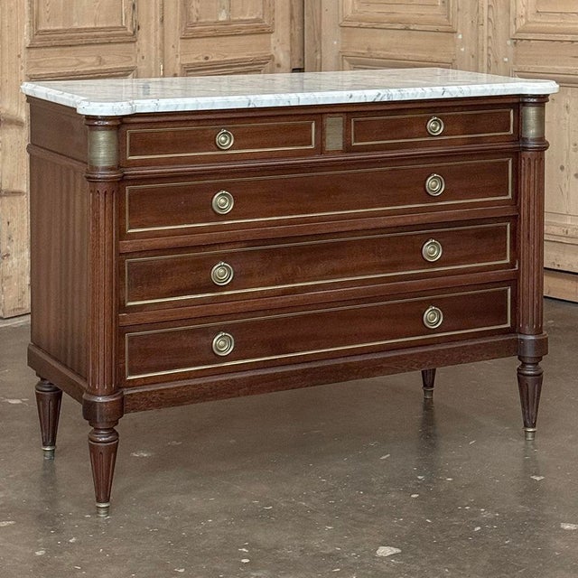 French French Louis XVI Mahogany Commode With Carrara Marble Top For Sale - Image 3 of 17