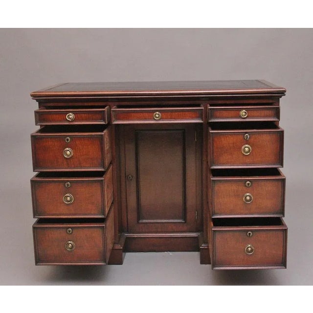Hollywood Regency Early 19th Century Mahogany Kneehole Desk, 1830s For Sale - Image 3 of 12