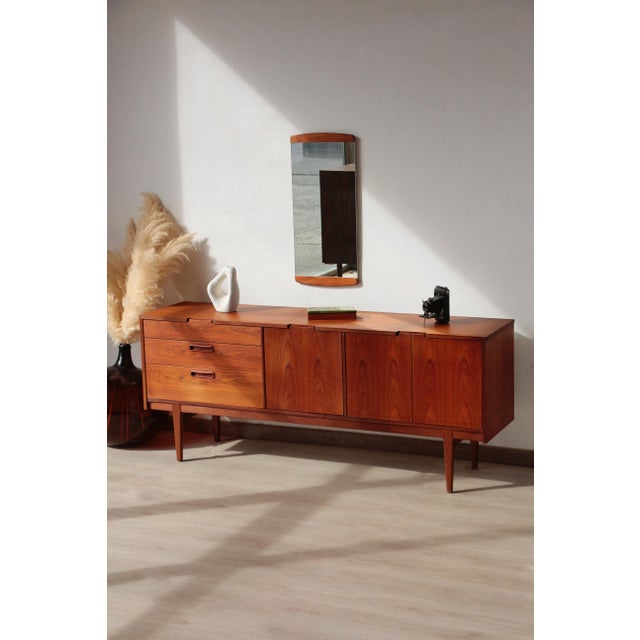 English Teak Sideboard from Nathan, 1960s For Sale - Image 4 of 18
