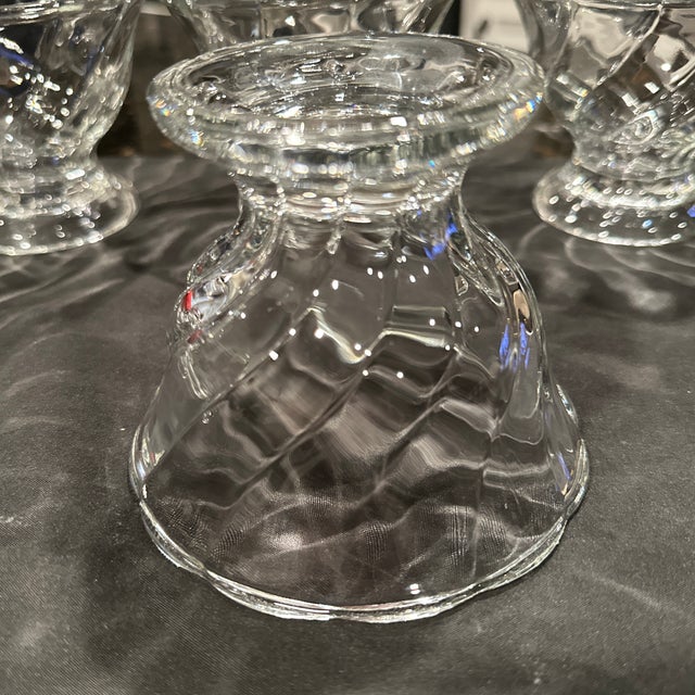 Mid-Century Modern Mid 20th Century Traditional Libby Optic Swirl Clear Glass Pedestal Bowls - Set of 5 For Sale - Image 3 of 4