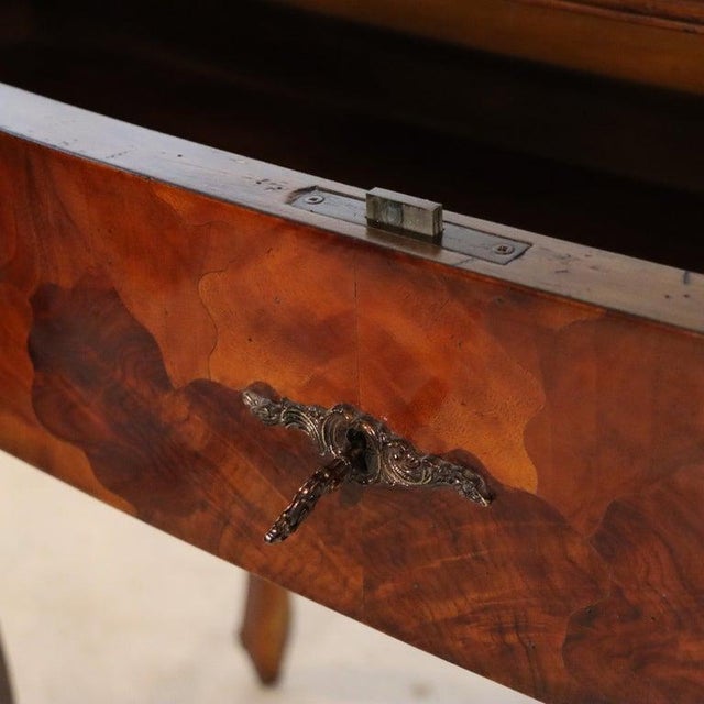 Early 20th Century Italian Louis XV Style Olivewood & Carved Mahogany Server With Gilt Highlights For Sale - Image 11 of 18