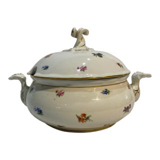 Vintage Porcelain Soup Tureen From Karlsbader Streuer Decorated With Delicate Floral Pattern - Made in Czechoslovakia For Sale