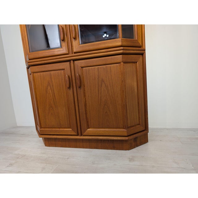 Danish Illuminated Teak Display Case, 1980s For Sale - Image 3 of 18
