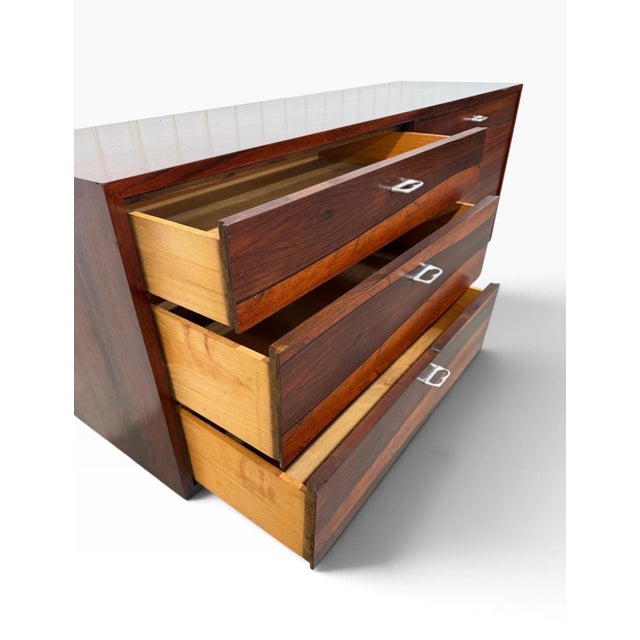 Brown Mid-Century Danish Modern Rosewood Dresser - Refinished! For Sale - Image 8 of 9