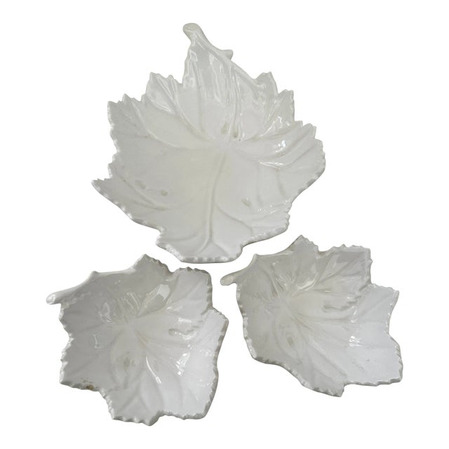 Vintage Set of 3 Crate & Barrel White Leaf Bowls For Sale