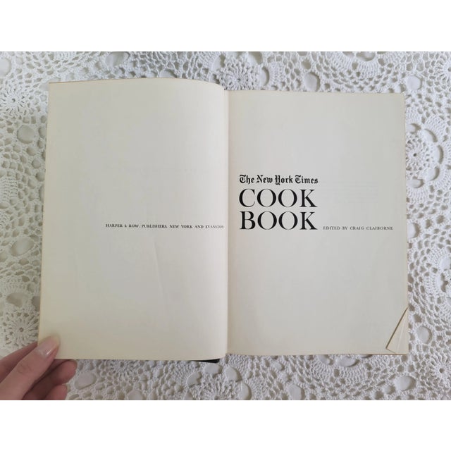 1961 New York Times Cookbook by Craig Claiborne For Sale - Image 4 of 12